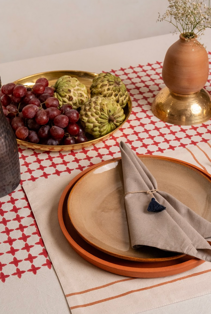 Roozan Table Cover