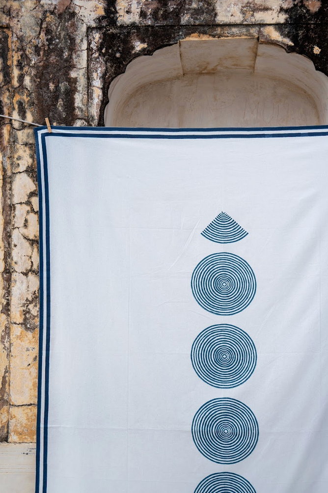 Mukammal Table Cloth