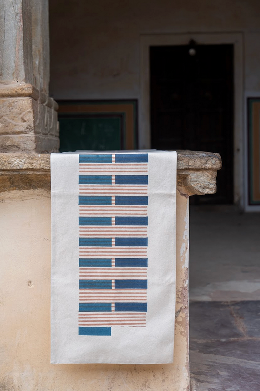 Harmonia Blues Table Runner