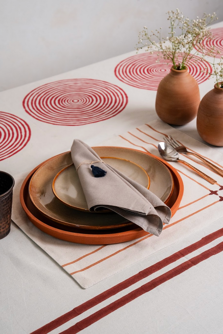 Anant Table Cover