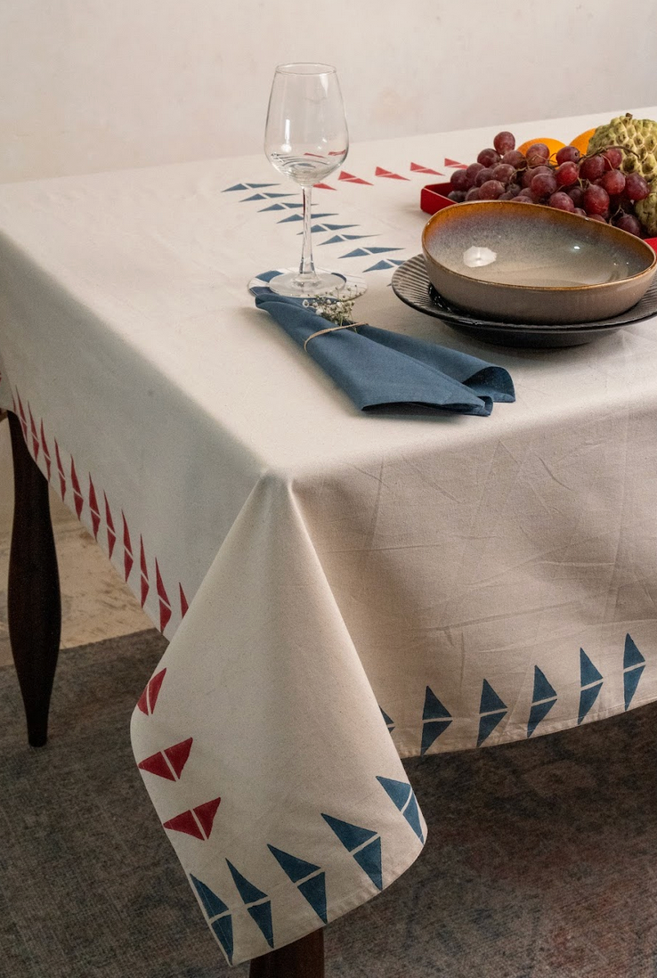 Nurani Table Cover